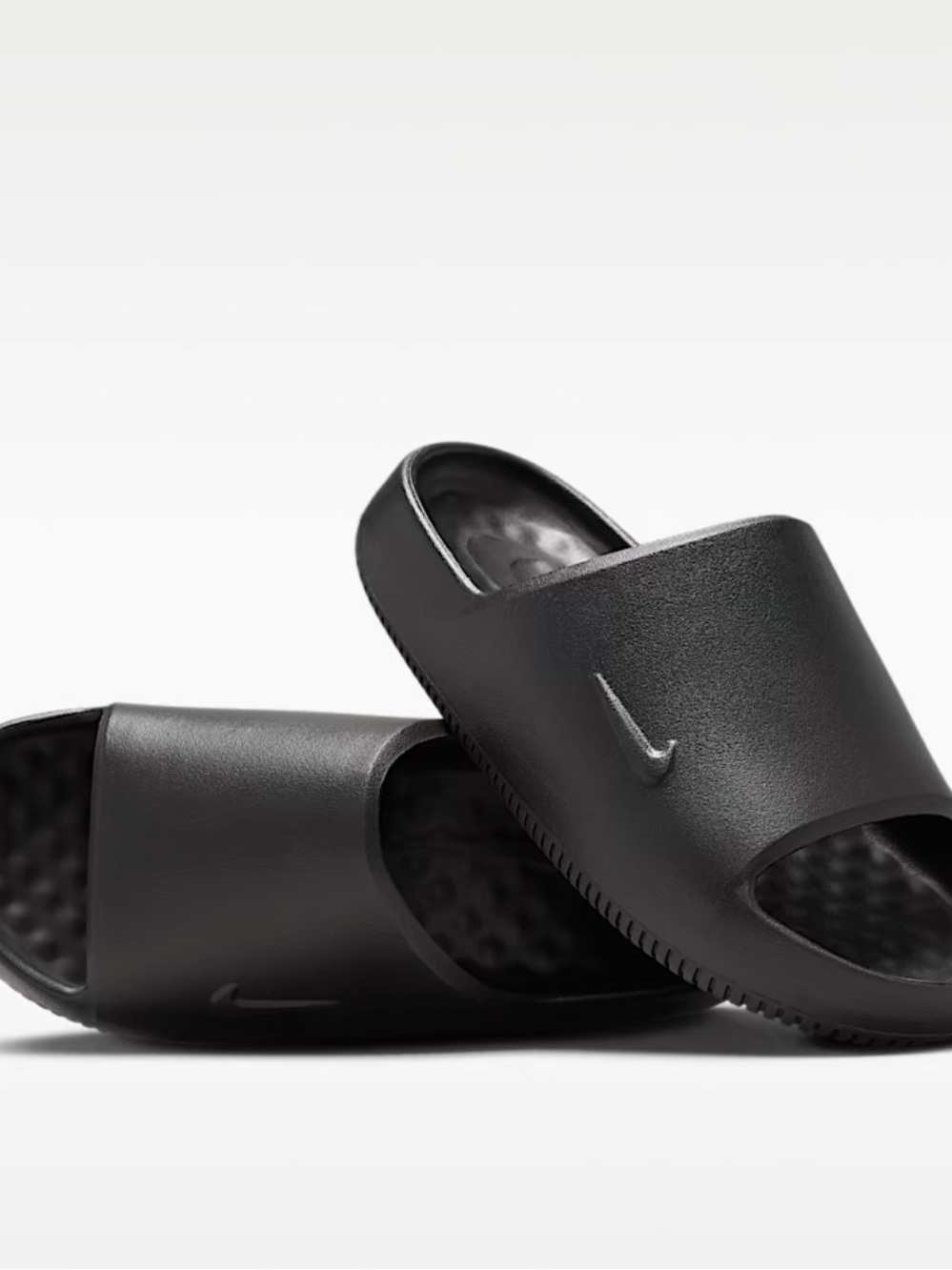 Nike Black Men’s Slide Sandals with Subtle Swoosh